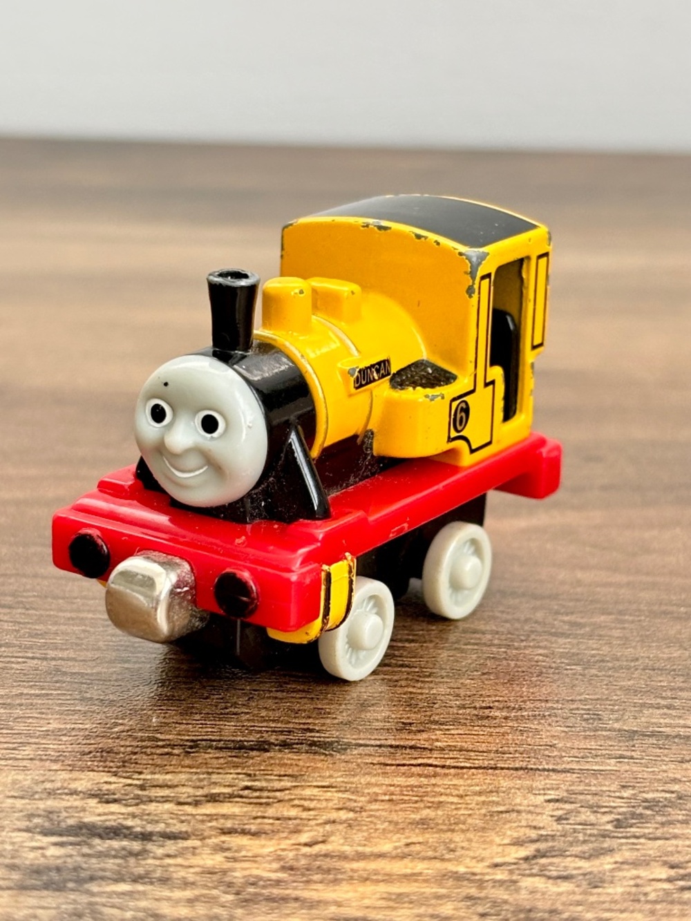 Thomas the Tank Engine Friends Duncan Take Along Die Cast Engine Car Toy 2002